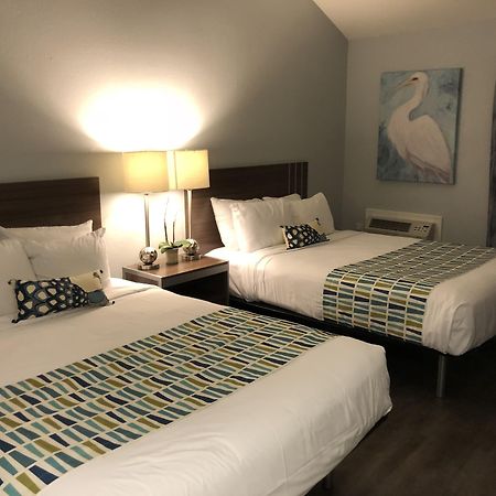 Sand Dollar Inn Сийсайд Екстериор снимка