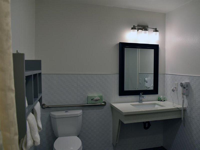 Sand Dollar Inn Сийсайд Екстериор снимка