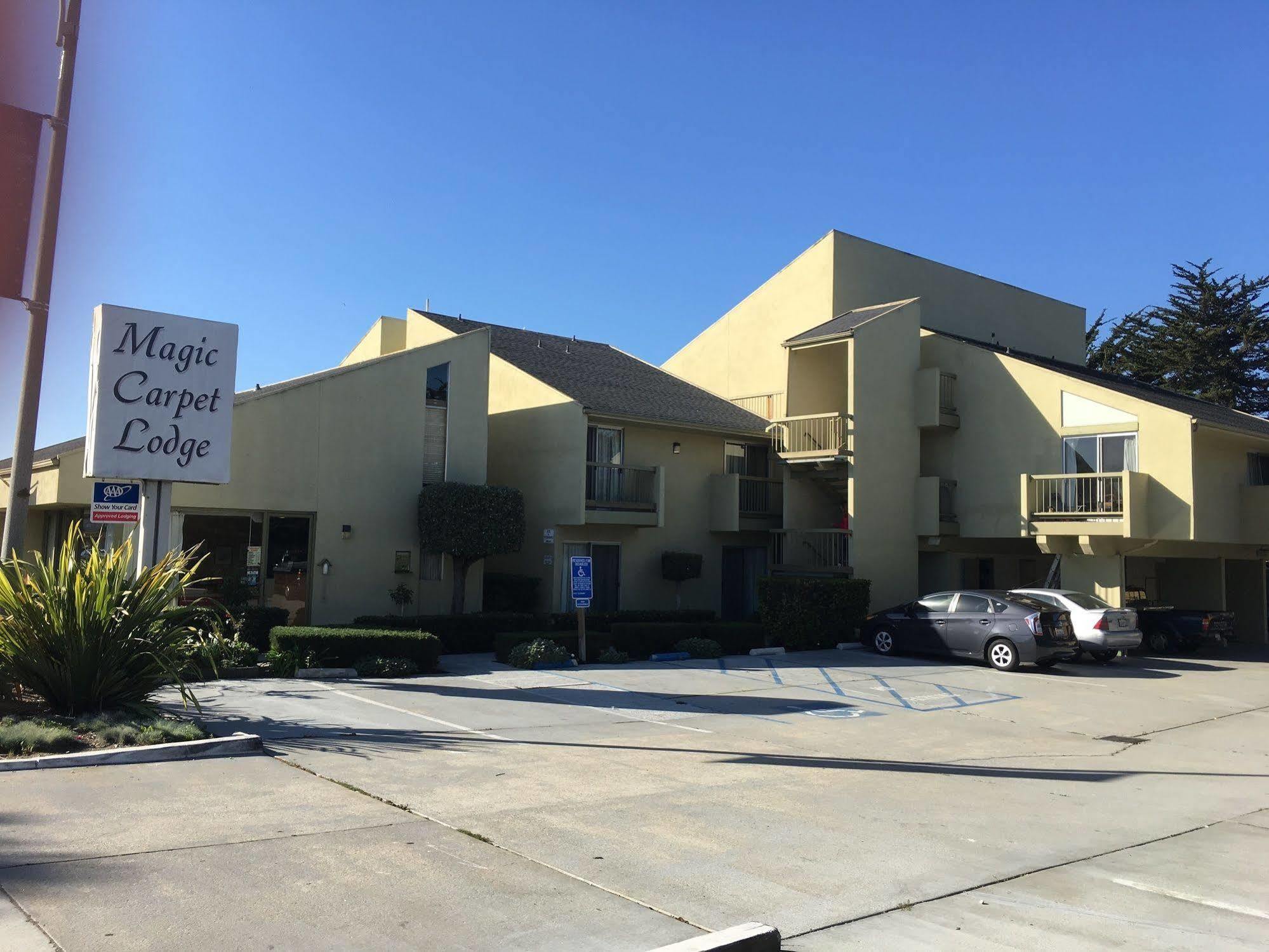 Sand Dollar Inn Сийсайд Екстериор снимка
